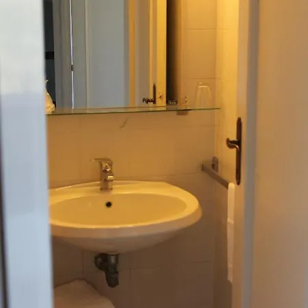 Hotel Scoglio Dell'aquilone 3*