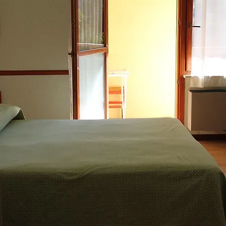 Hotel Scoglio Dell'aquilone 3*